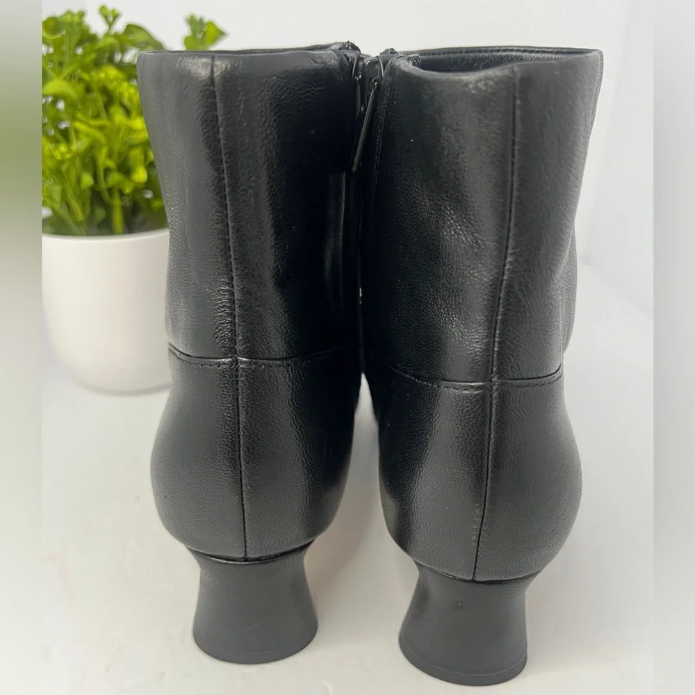 NEW Vince Hilda Leather Ankle Boots Black Size 5.5 - Picture 10 of 15